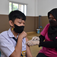 Imunisasi Campak dan Rubella SMP METTA MAITREYA